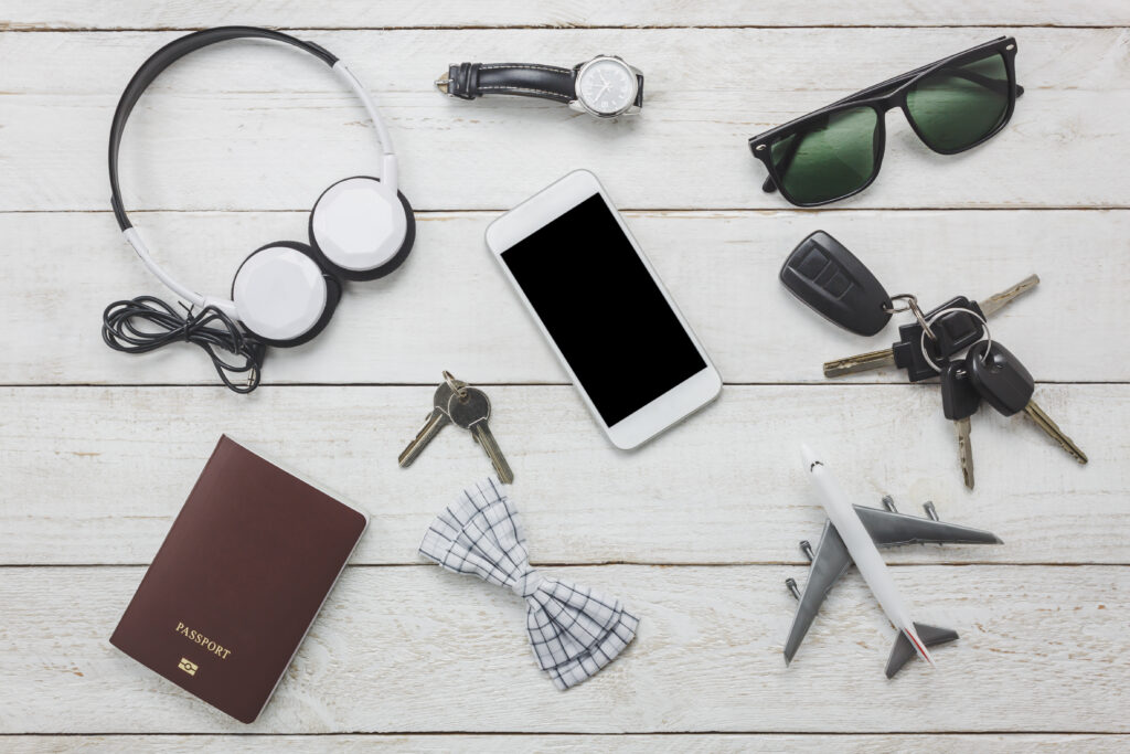 Accessoires de voyage pas chers – Top 10 à moins de 30 euros en 2025